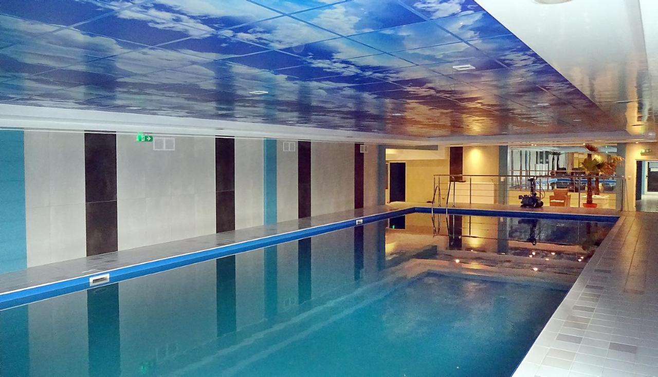 Hotel Mikorzyn Slesin  ภายนอก รูปภาพ
